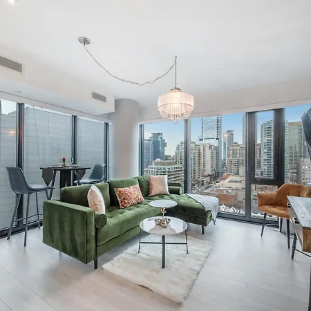 Designer One Bedroom Suite - Yorkville Toronto Exterior photo